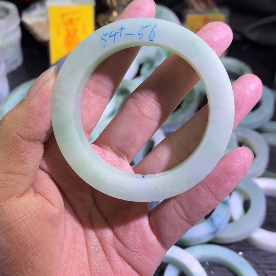 定制翡翠未镶嵌天然翡翠A货毛胚手镯定制
