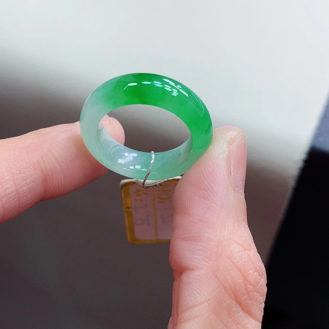 未镶嵌戒圈翡翠爱****点12号