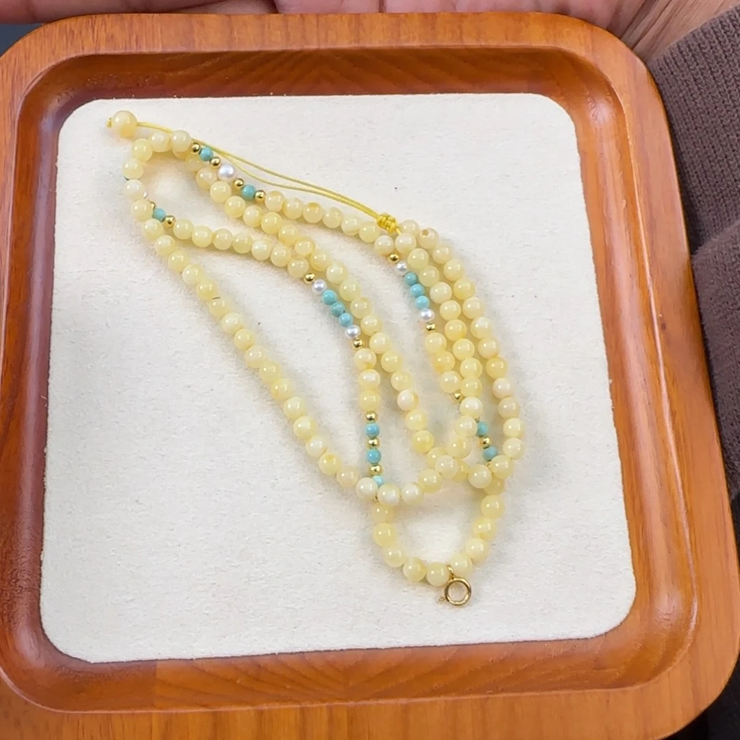 琥珀未镶嵌颈饰琥珀