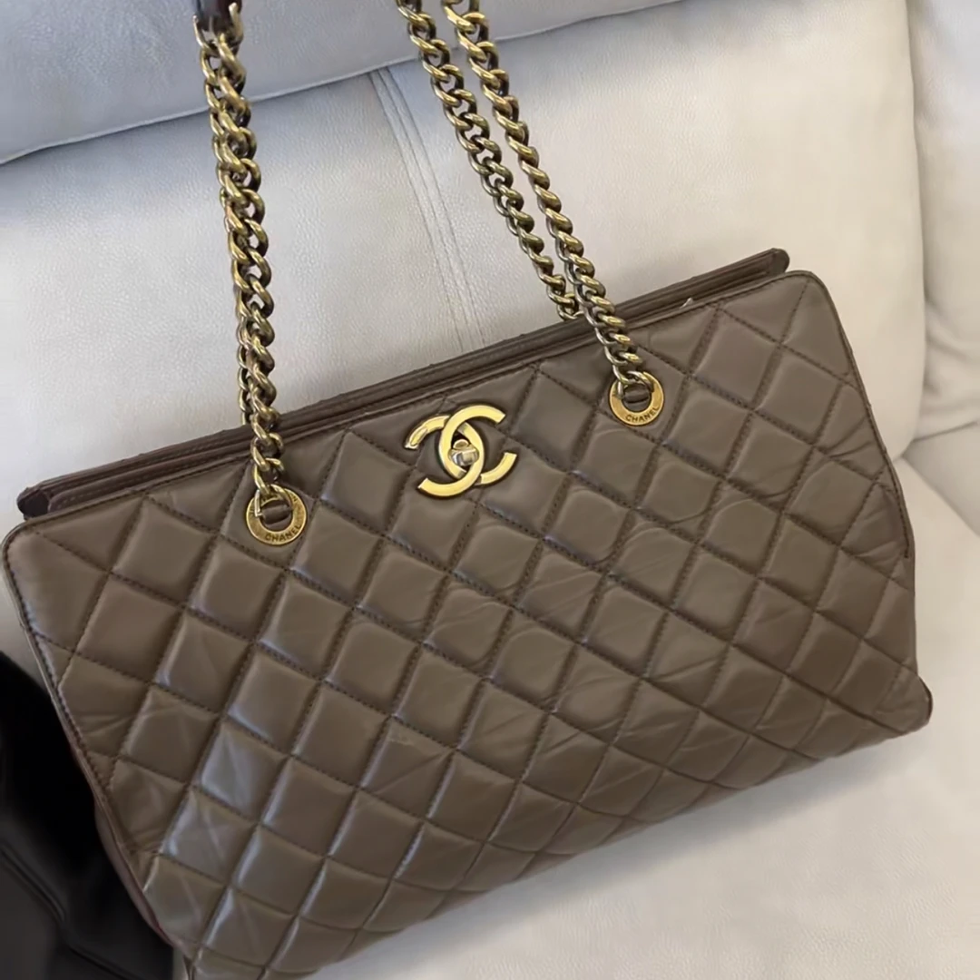 95新 Chanel/香奈儿 多多奢品/香奈儿孟买横版托特手提包/98新