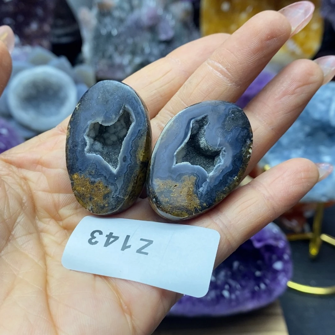 未镶嵌水晶大型摆件（非配饰）