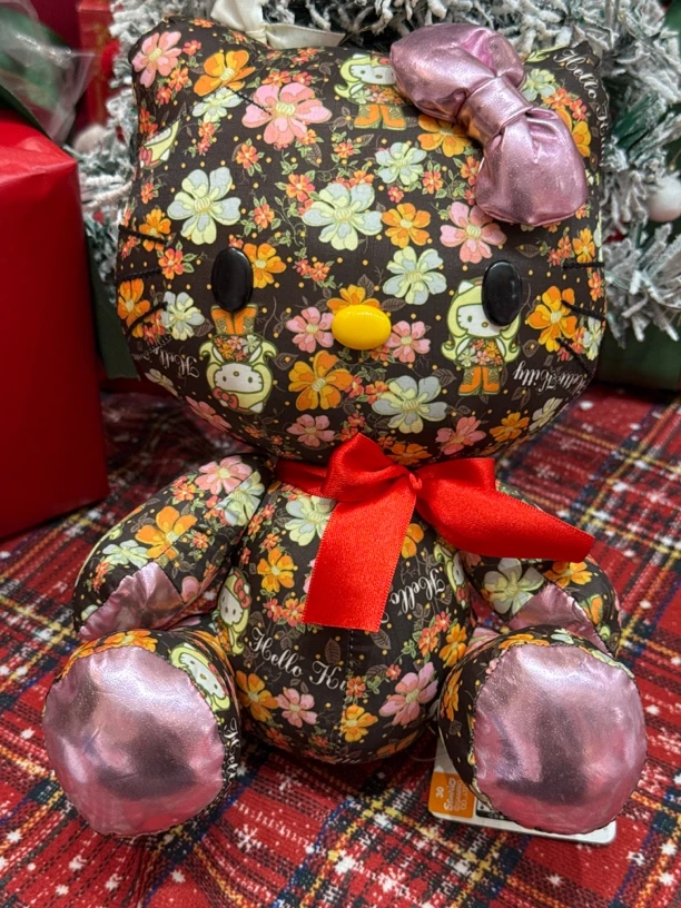 3专拍关节kitty公仔