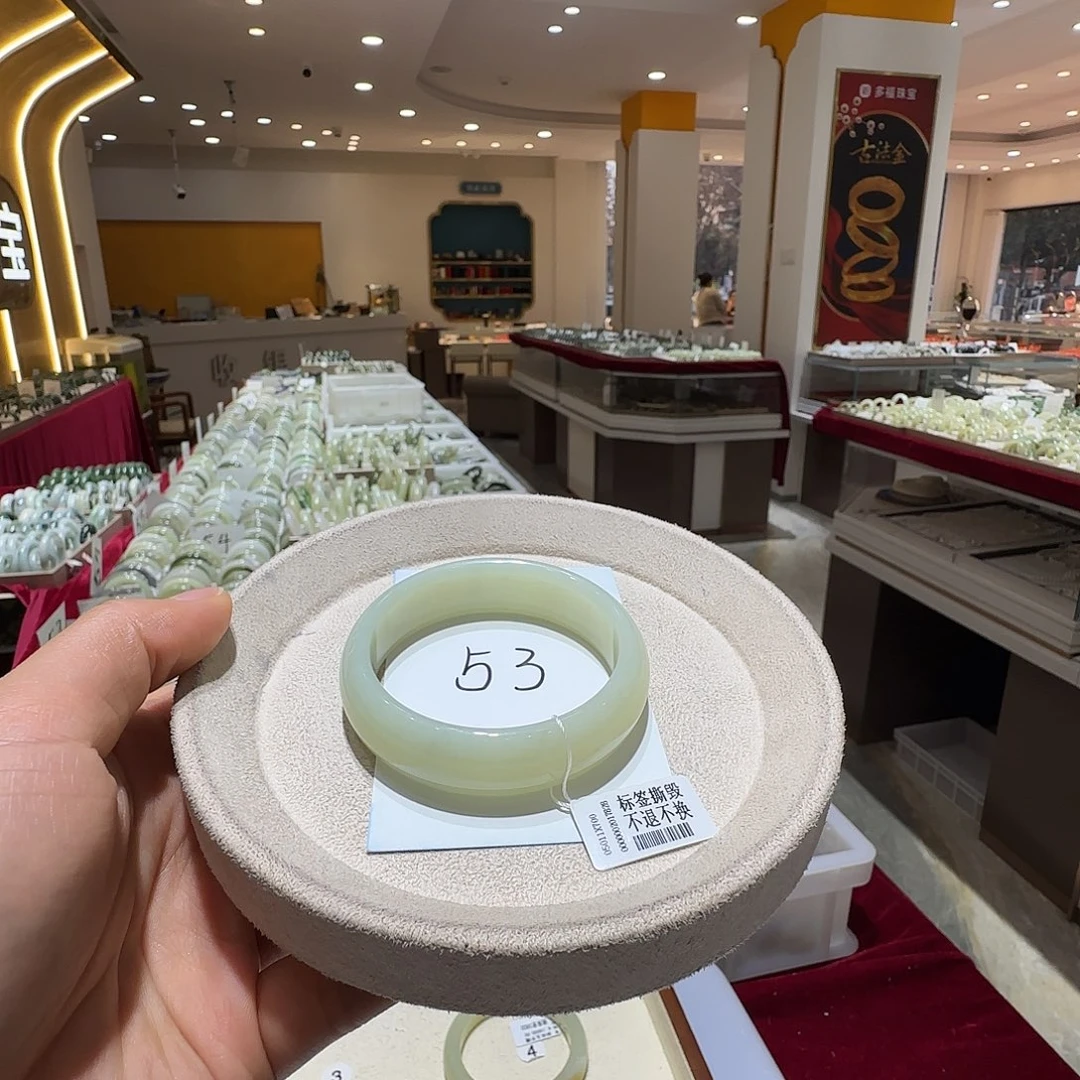 和田玉未镶嵌手镯152