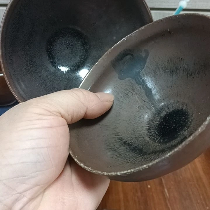 摆件是*哥盏。。。？。。。