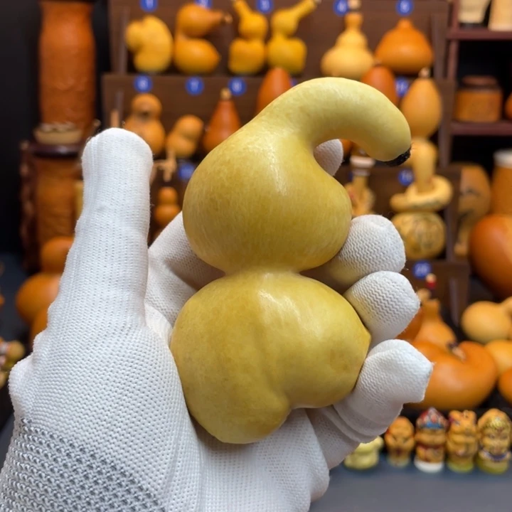 9***熊静享生活葫芦手把件