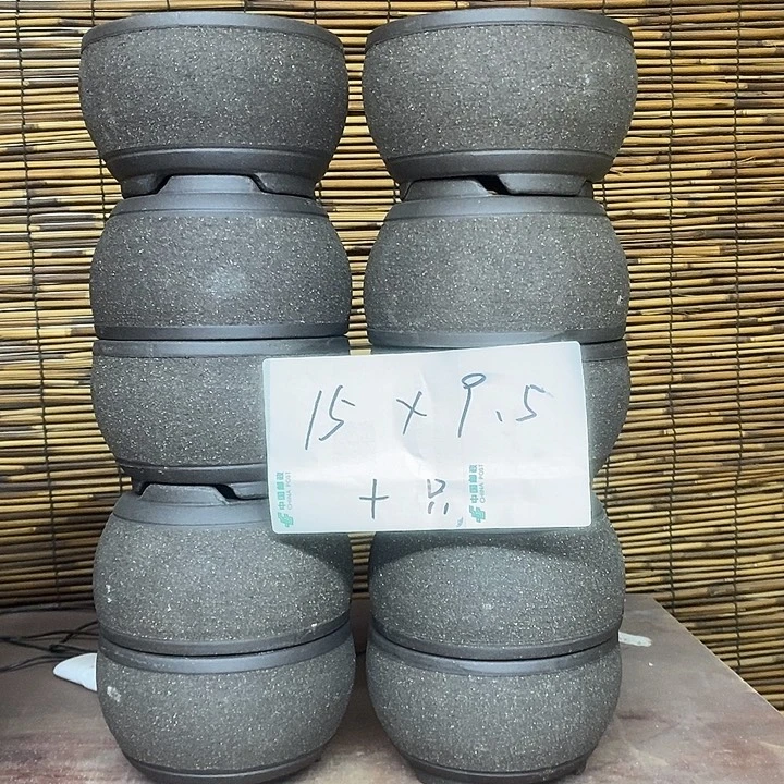 花盆紫砂我在外面