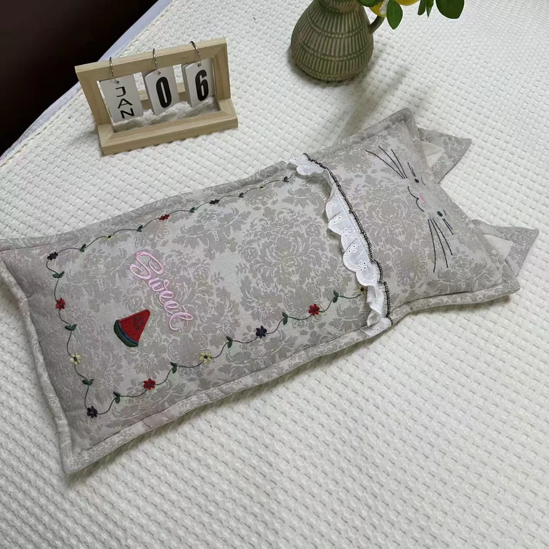 方块猫-咖色刺绣卡通睡眠枕（1个装）