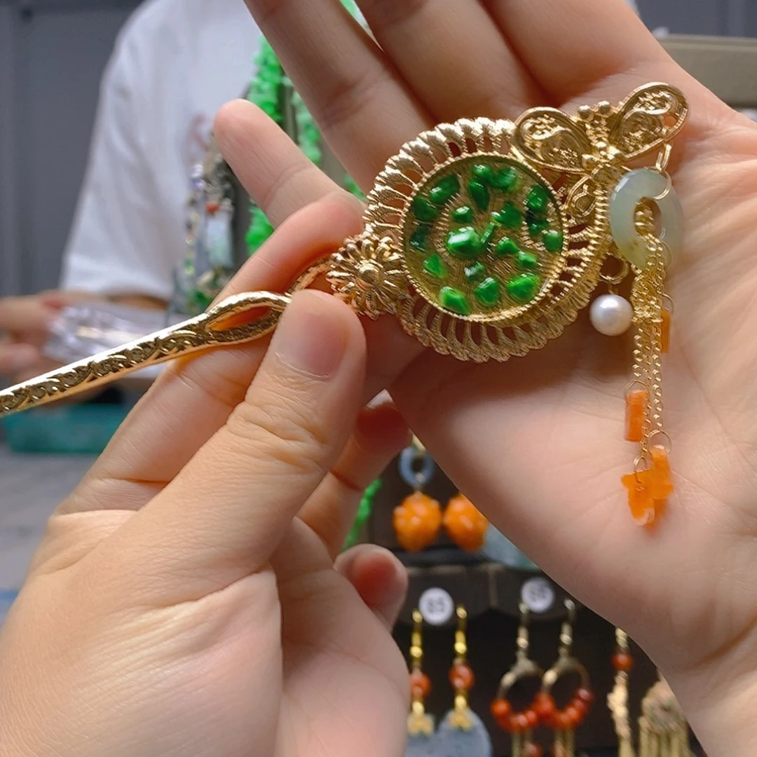 颈饰未镶嵌翡翠翡翠