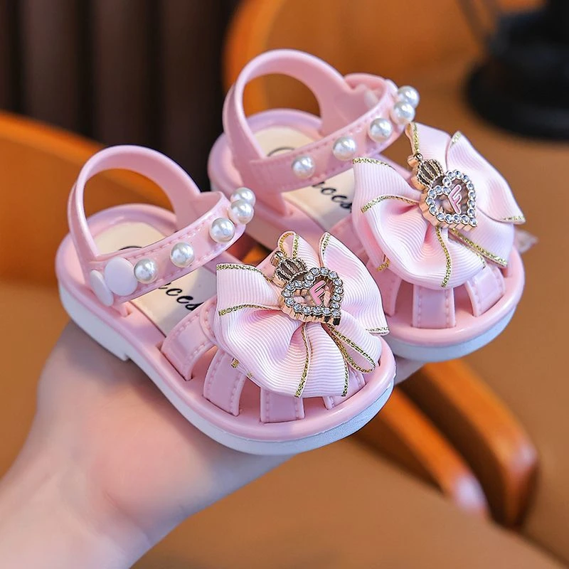儿童2025年新款夏季女童可爱宝宝包头凉鞋软底防滑婴幼儿搭扣凉鞋