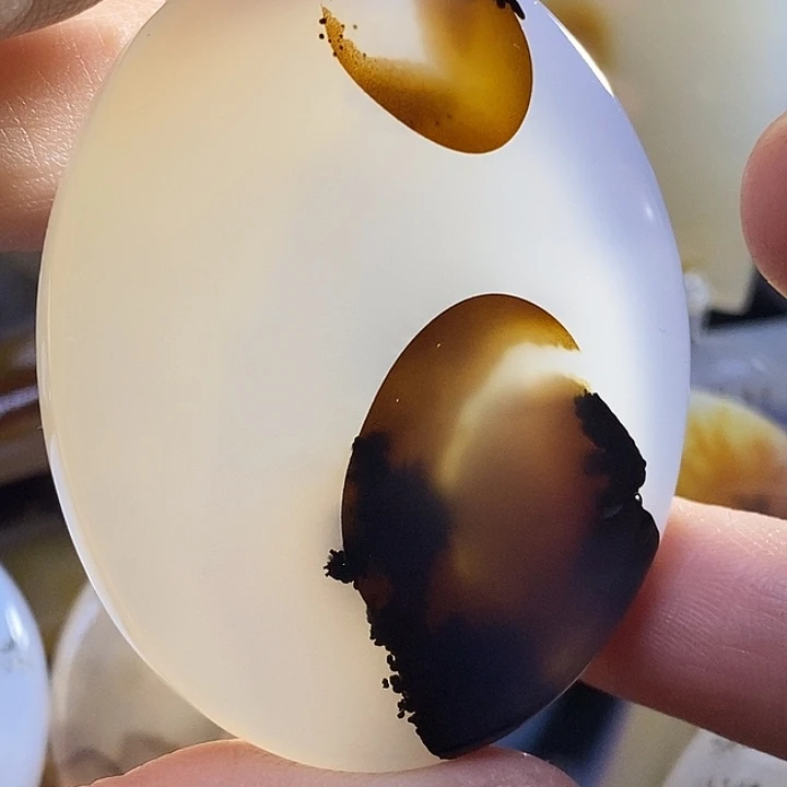 未镶嵌颈饰玛瑙/玉髓啊*