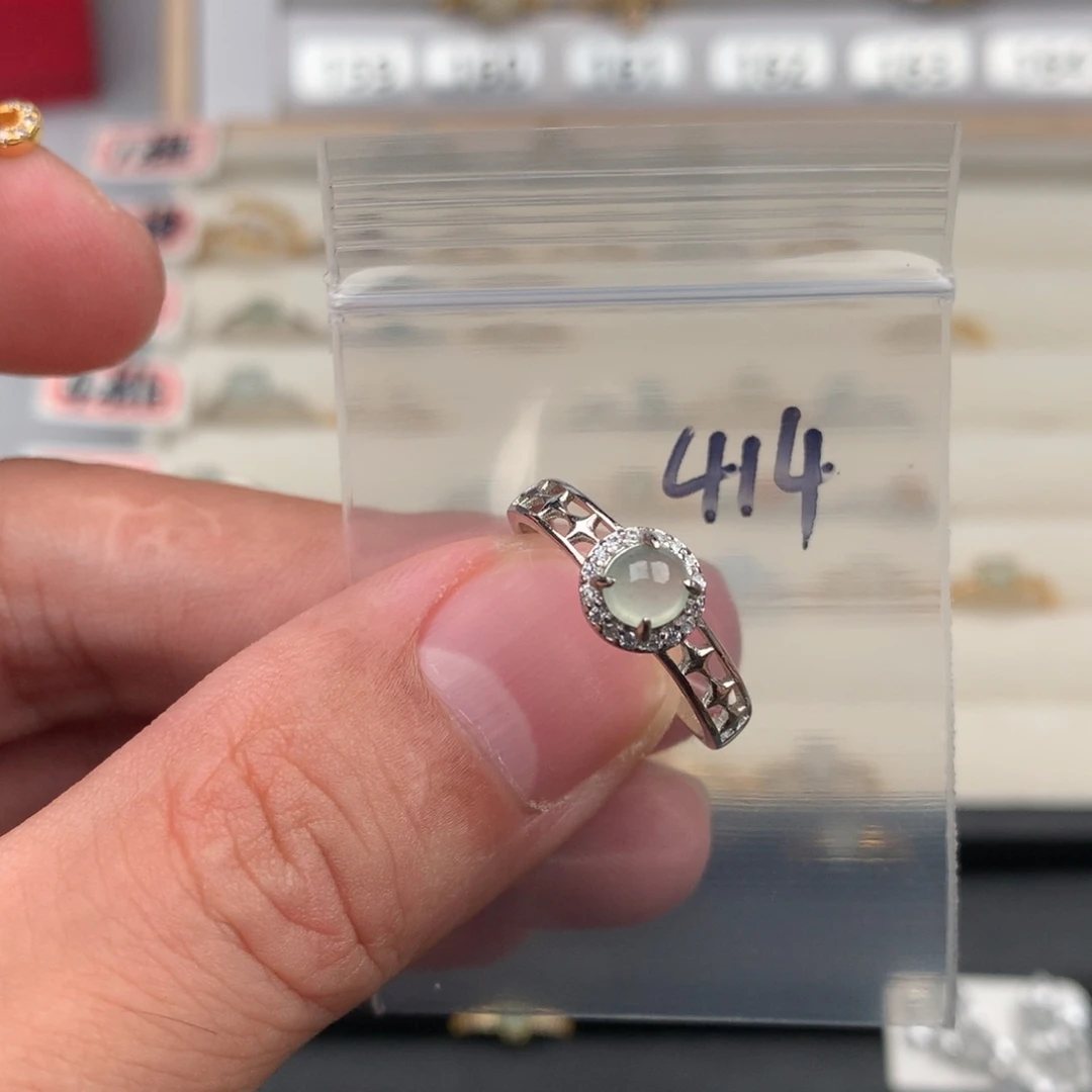 P***y翡翠未镶嵌戒圈414