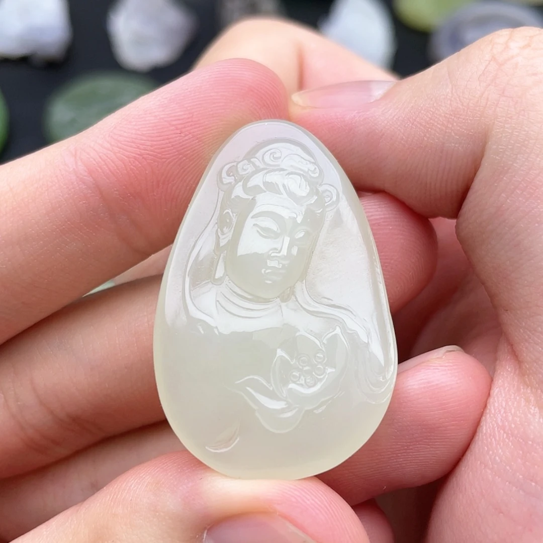 【闪购商品】颈饰未镶嵌和田玉
