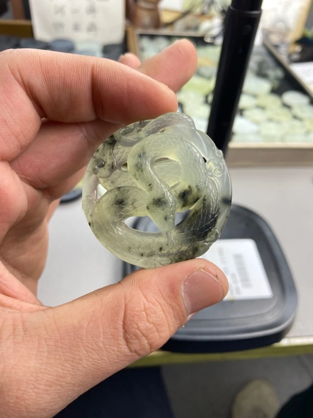 岫玉蛇牌吊坠杨昊喆专拍