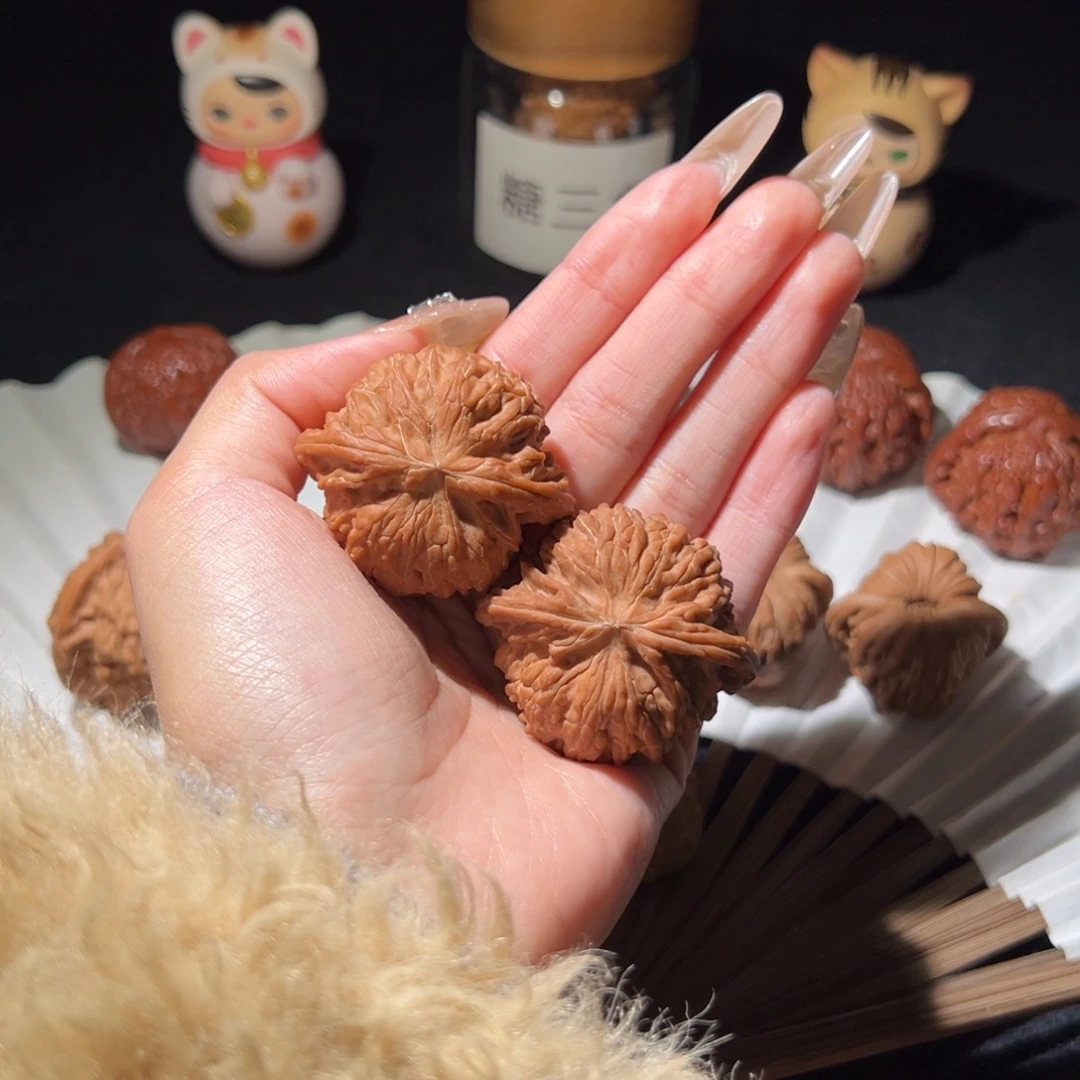 娶***也文玩核桃吊坠42+磨盘