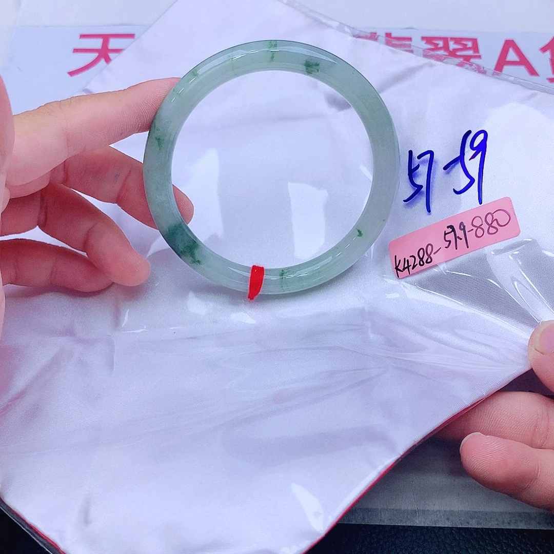 未镶嵌手镯翡翠翡翠