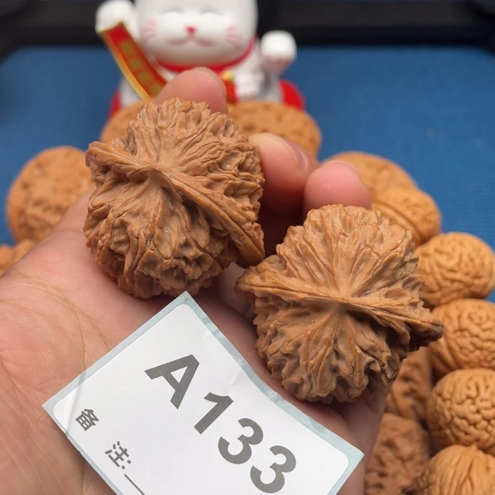 文玩核桃吊坠核桃