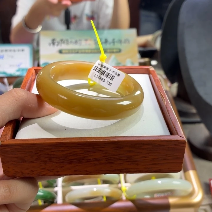 未镶嵌手镯和田玉全糖52 53 链接46