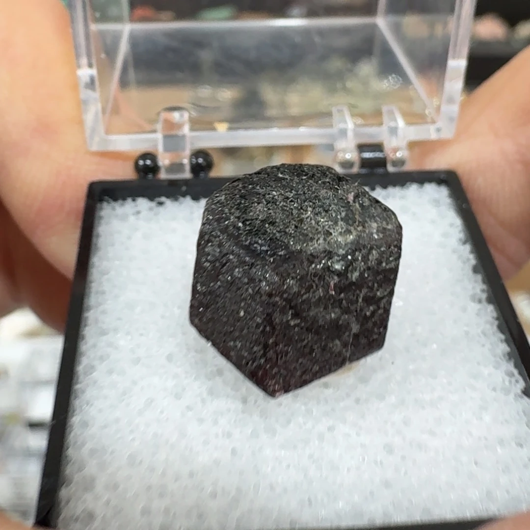 月下珠宝严选矿物