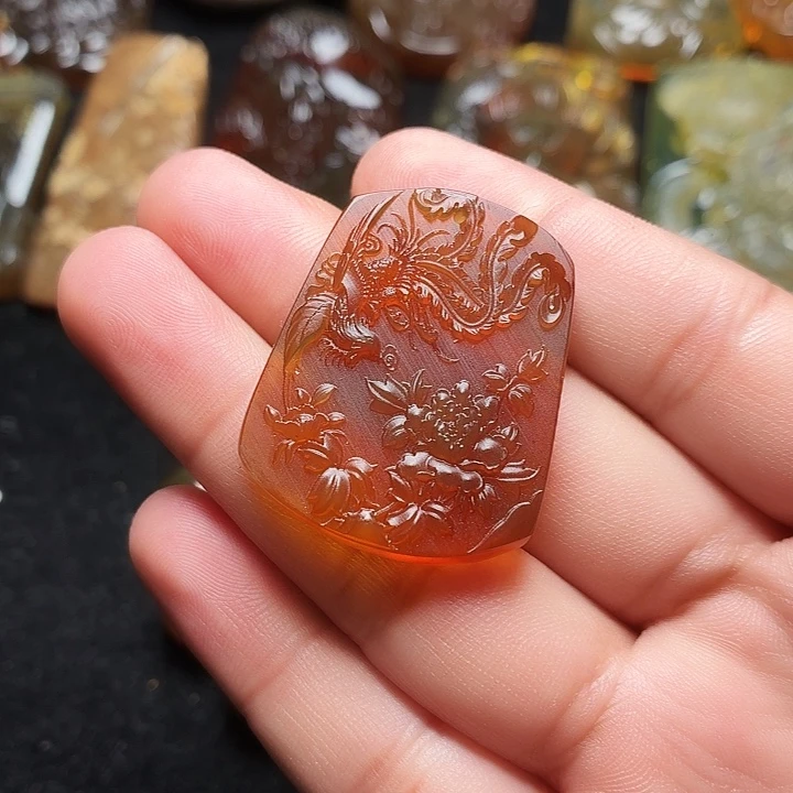 琥珀未镶嵌裸石177