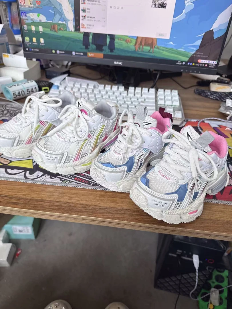 B882537儿童时尚百搭舒适单网运动老爹鞋