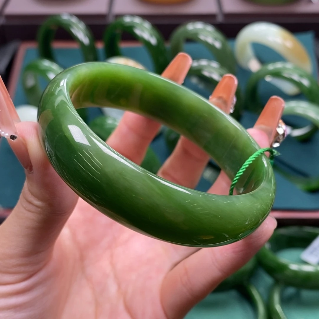 临***）和田玉（碧玉）未镶嵌手镯62+