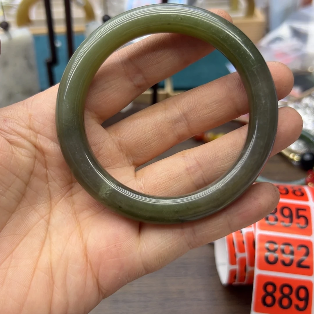 和田玉未镶嵌手镯59.1圈围889