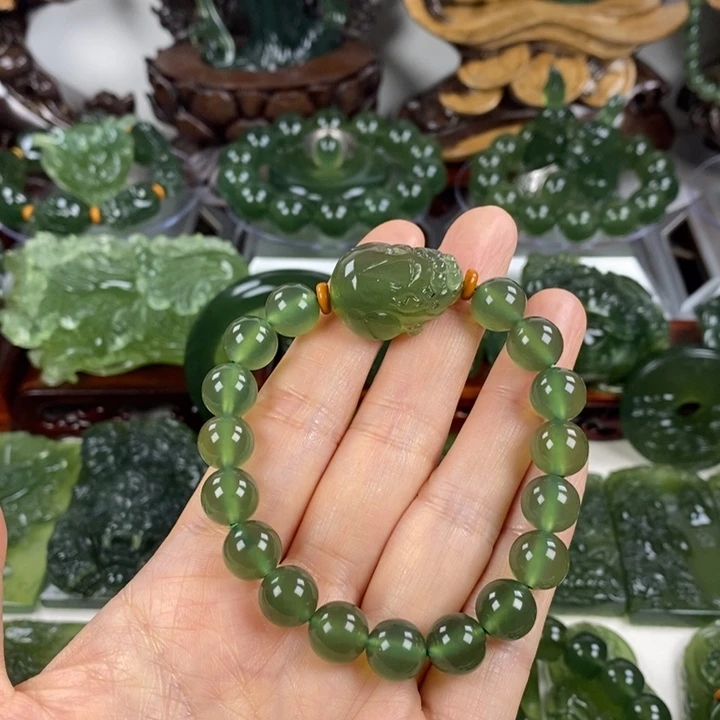 玲***岫玉未镶嵌挂件挂件