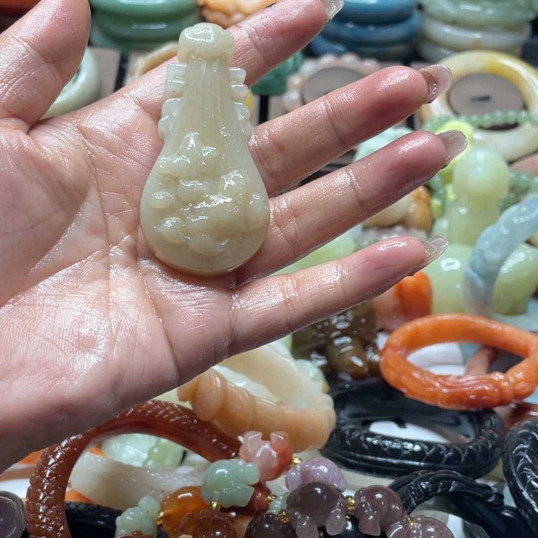 石英质玉手镯合金贵*