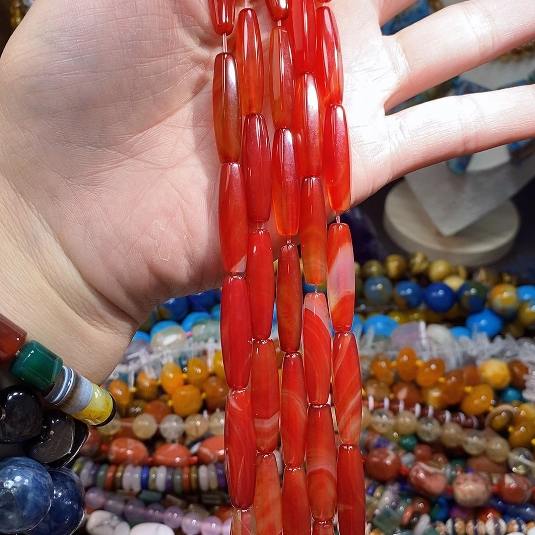 石英质玉未镶嵌，鸽血红玛瑙切面桶珠8×30mm，