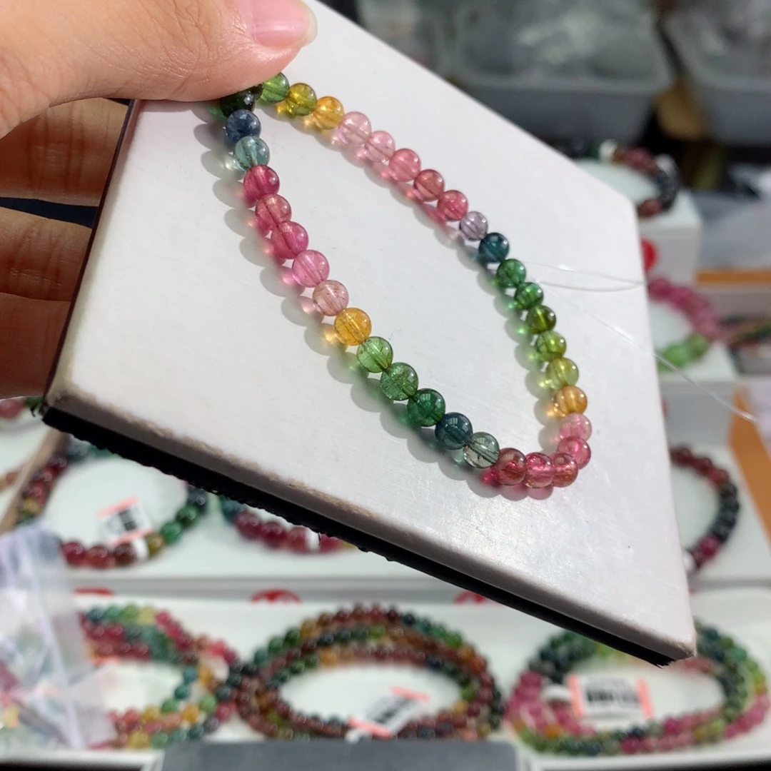 手链碧玺未镶嵌   5.2mm。