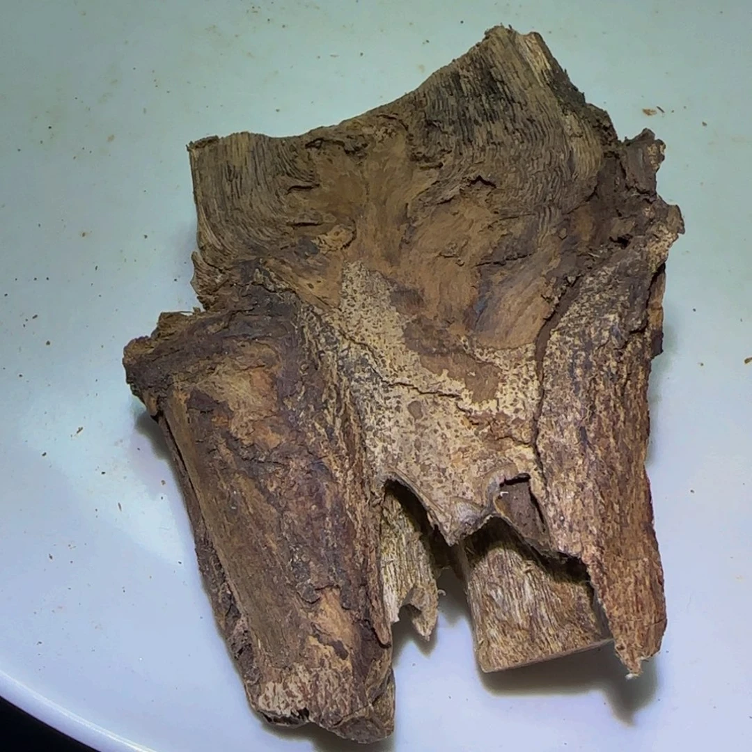 沉香手把件平*哥沉香奇楠野生斑结料54克