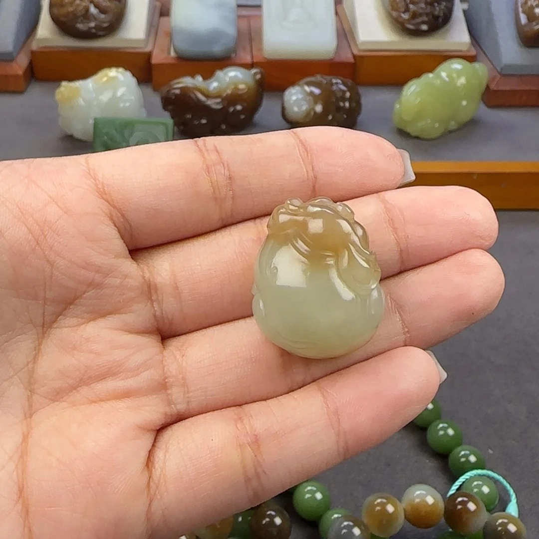 【闪购商品】未镶嵌和田玉定制和田玉心**向