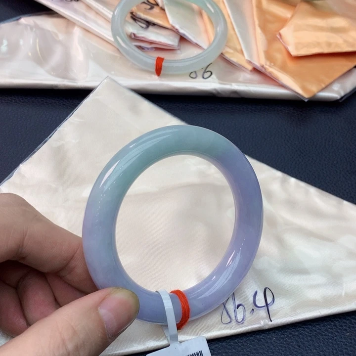 未镶嵌手镯翡翠翡翠手镯