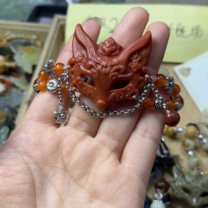 蛇纹石玉合金颈饰