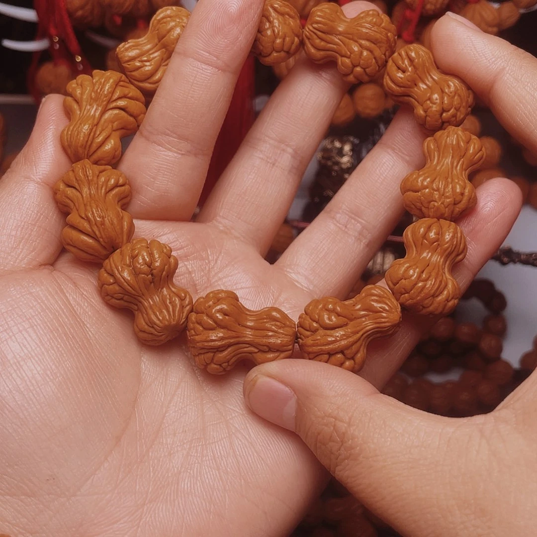 吊坠桃核龙纹桃枭