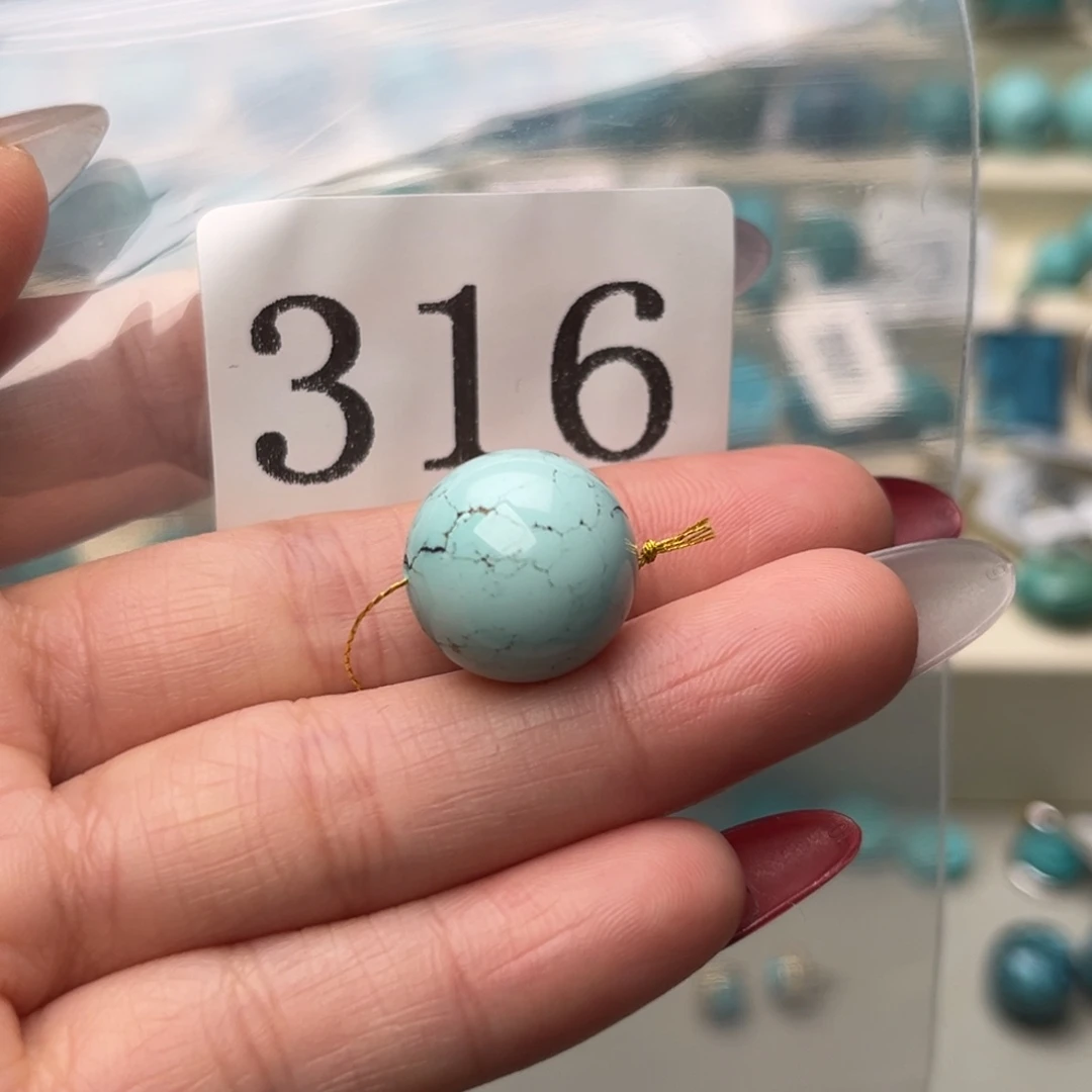 绿松石未镶嵌珠宝奇石直径15