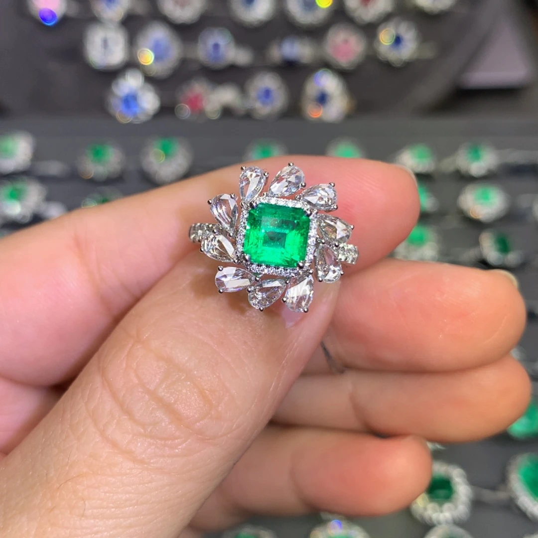 祖母绿戒指18K金镶嵌铁****哥1.22潘潘完美切割