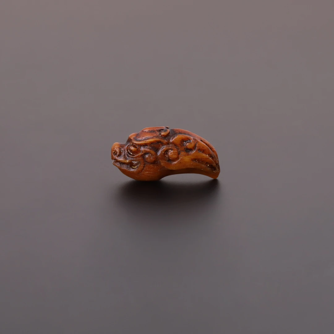 S7241牛骨龙头侧挂骨制品骨雕小配饰文玩把件DIY配件