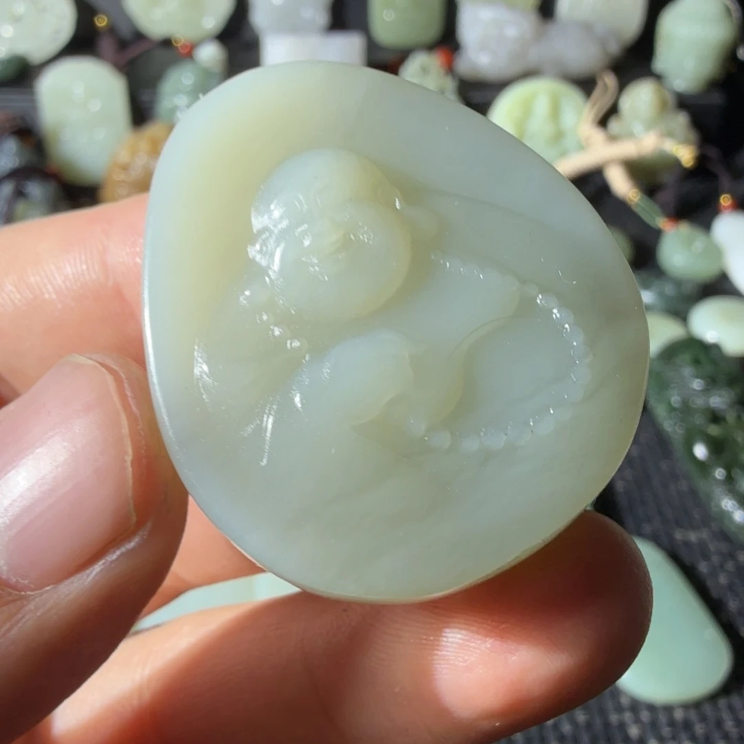 和田玉未镶嵌颈饰