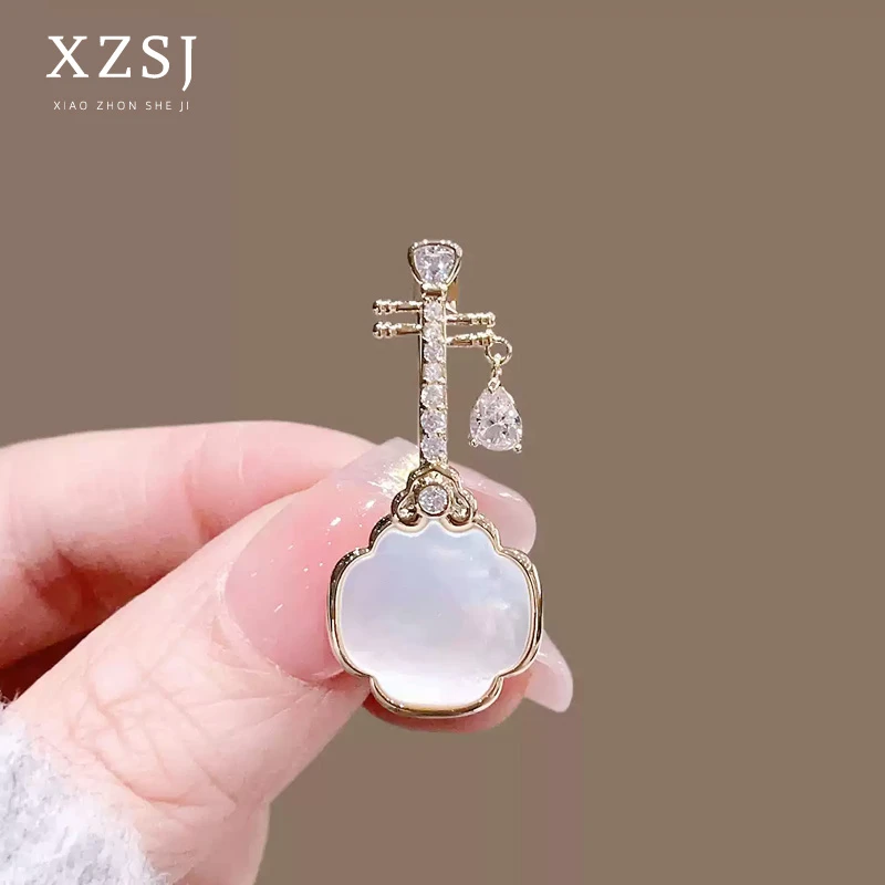 铜贝壳胸针 新中式国风琵琶胸花高档轻奢气质旗袍小别针旗袍配饰