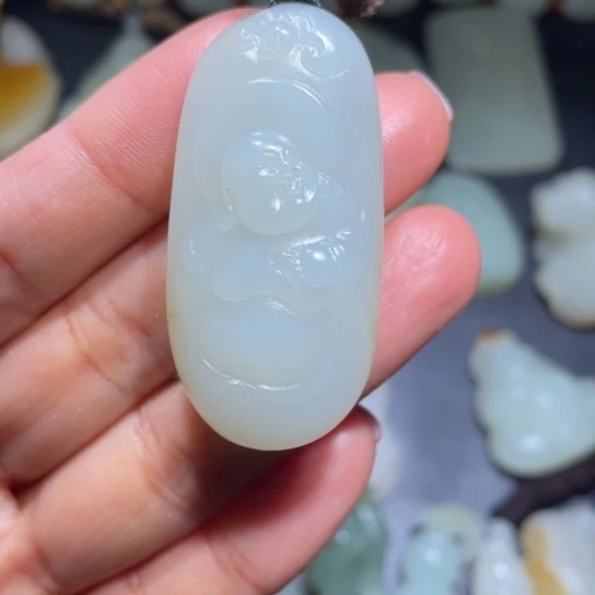 和田玉挂件未镶嵌