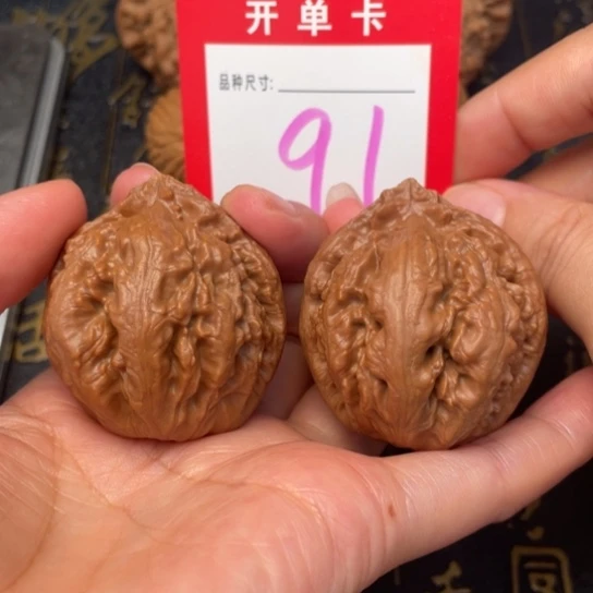 吊坠桃核文玩核桃