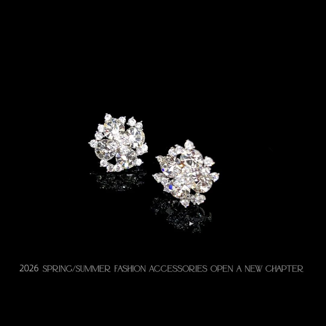 铜合金耳饰 镀白金 2026款G2210【冰絮碎钻】BOBAOLI 耳钉