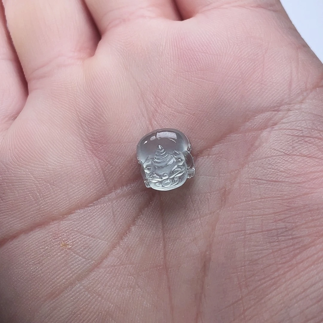 定制翡翠未镶嵌翡翠貔貅