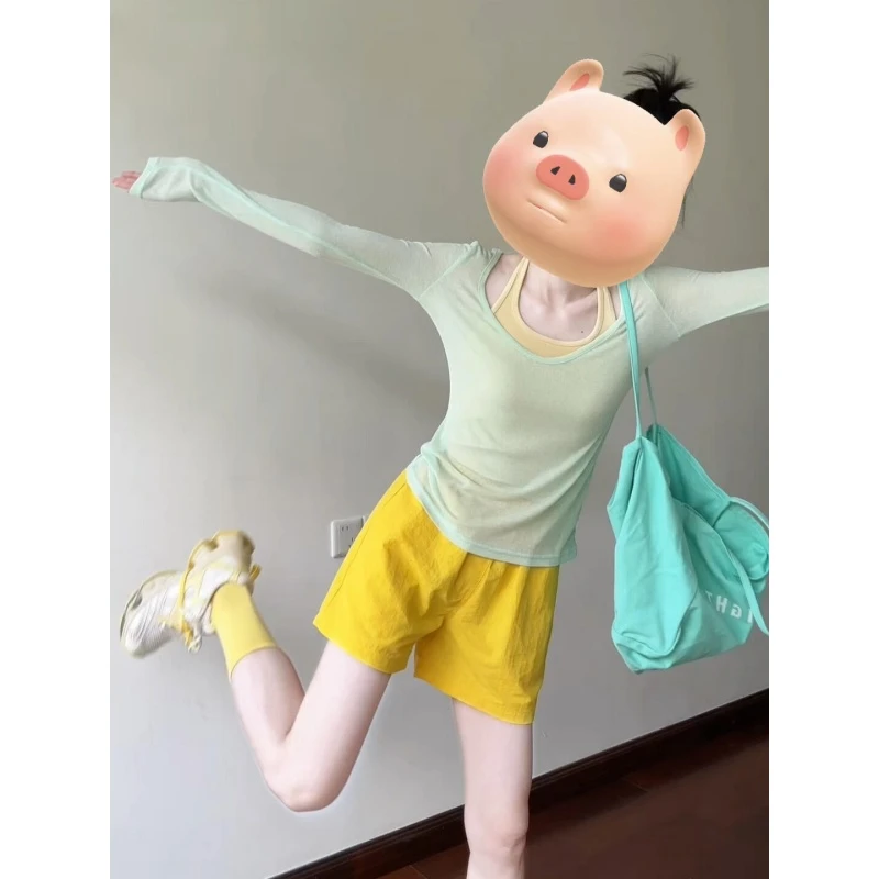 MARIE.COCO夏日多巴胺纯欲穿搭轻薄防晒罩衫内搭挂脖背心高腰短裤