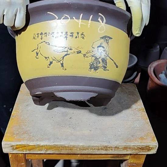 宜兴紫砂花盆清清楚了吗