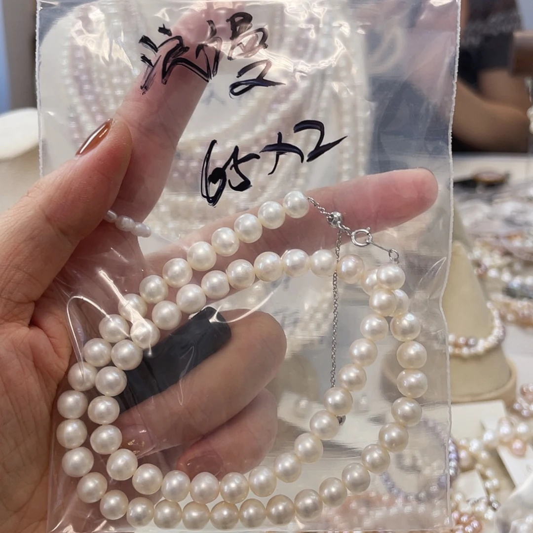 你***漫银S925镶嵌淡水珍珠颈饰
