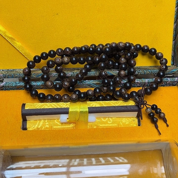 大叶紫檀（黑酸枝木类）