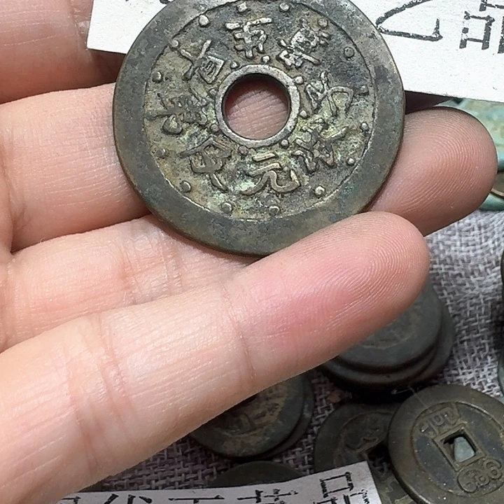 铜路***？现代工艺品花钱