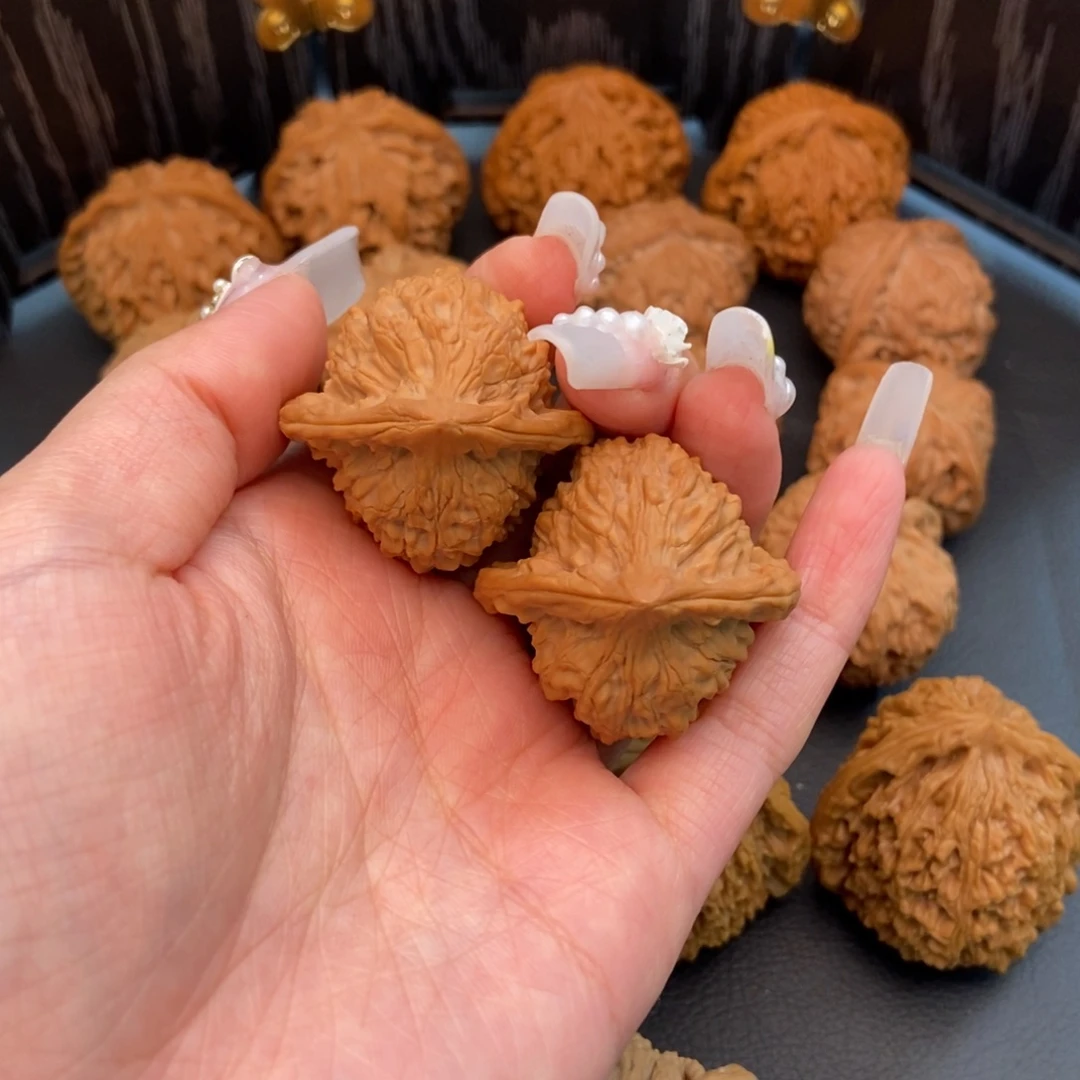 遥***、吊坠文玩核桃朱雀